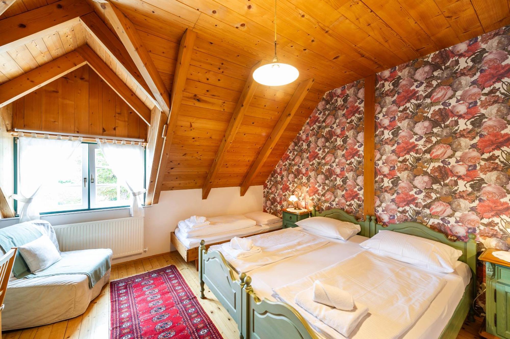 Stoffbauer Gmbh Otel Graz Dış mekan fotoğraf