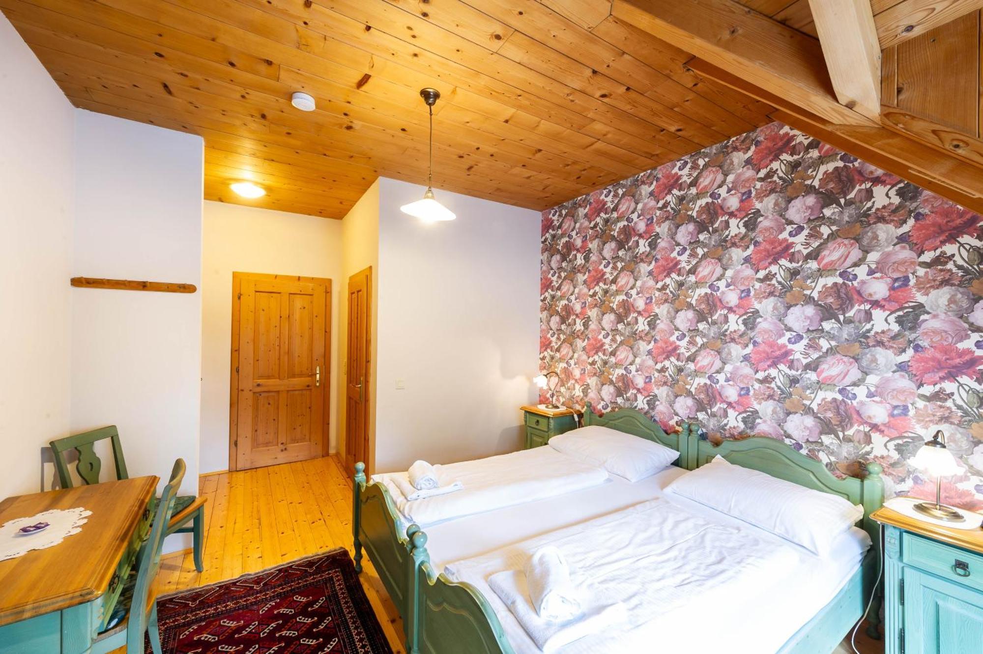 Stoffbauer Gmbh Otel Graz Dış mekan fotoğraf