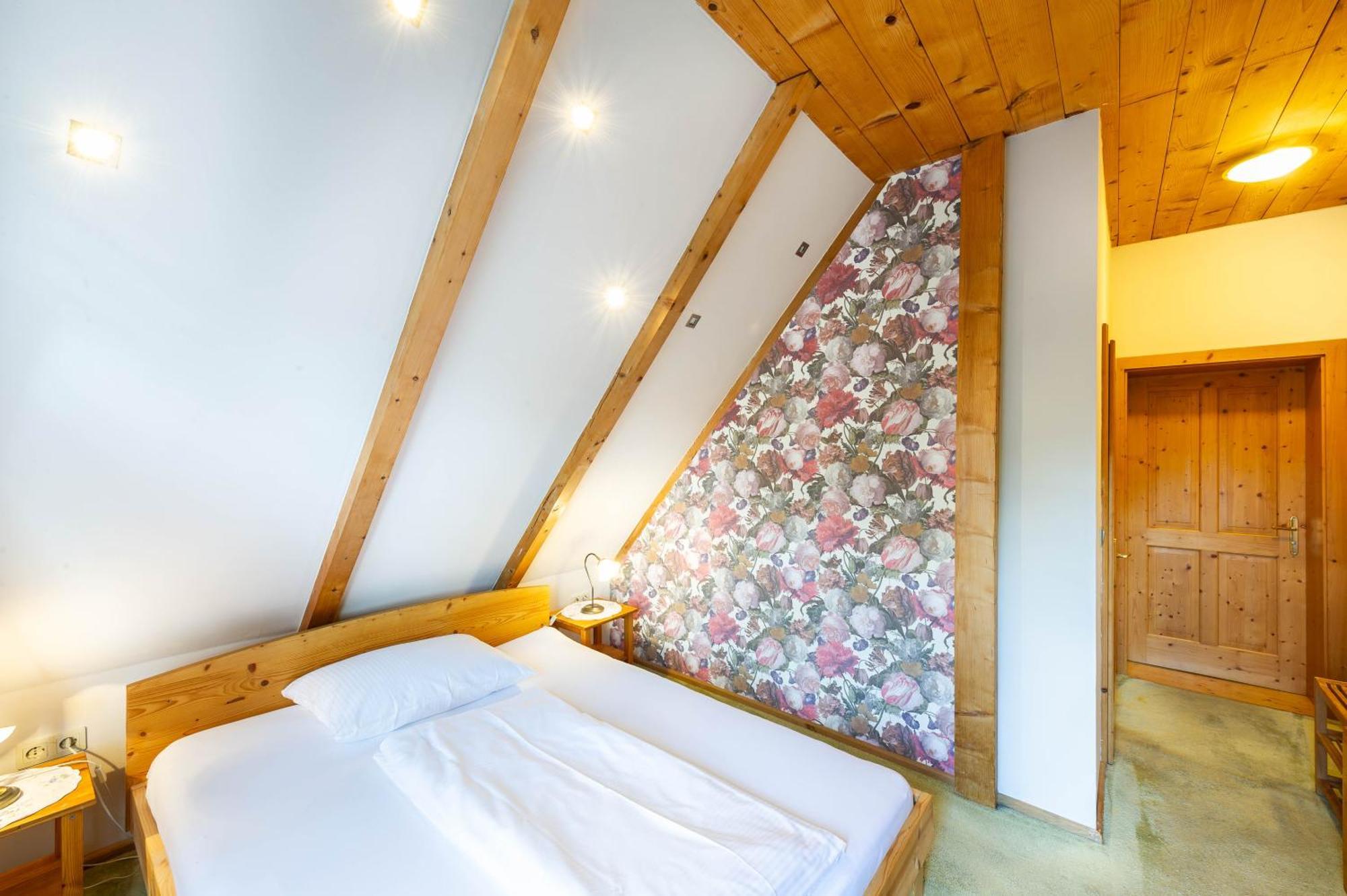 Stoffbauer Gmbh Otel Graz Dış mekan fotoğraf
